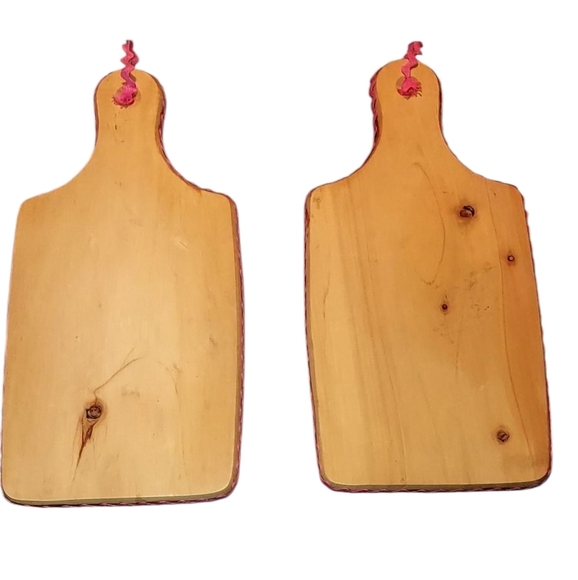 Vintage Granny Core Decorative Wooden Dining Set with Pink Accent - Picture 2 of 6